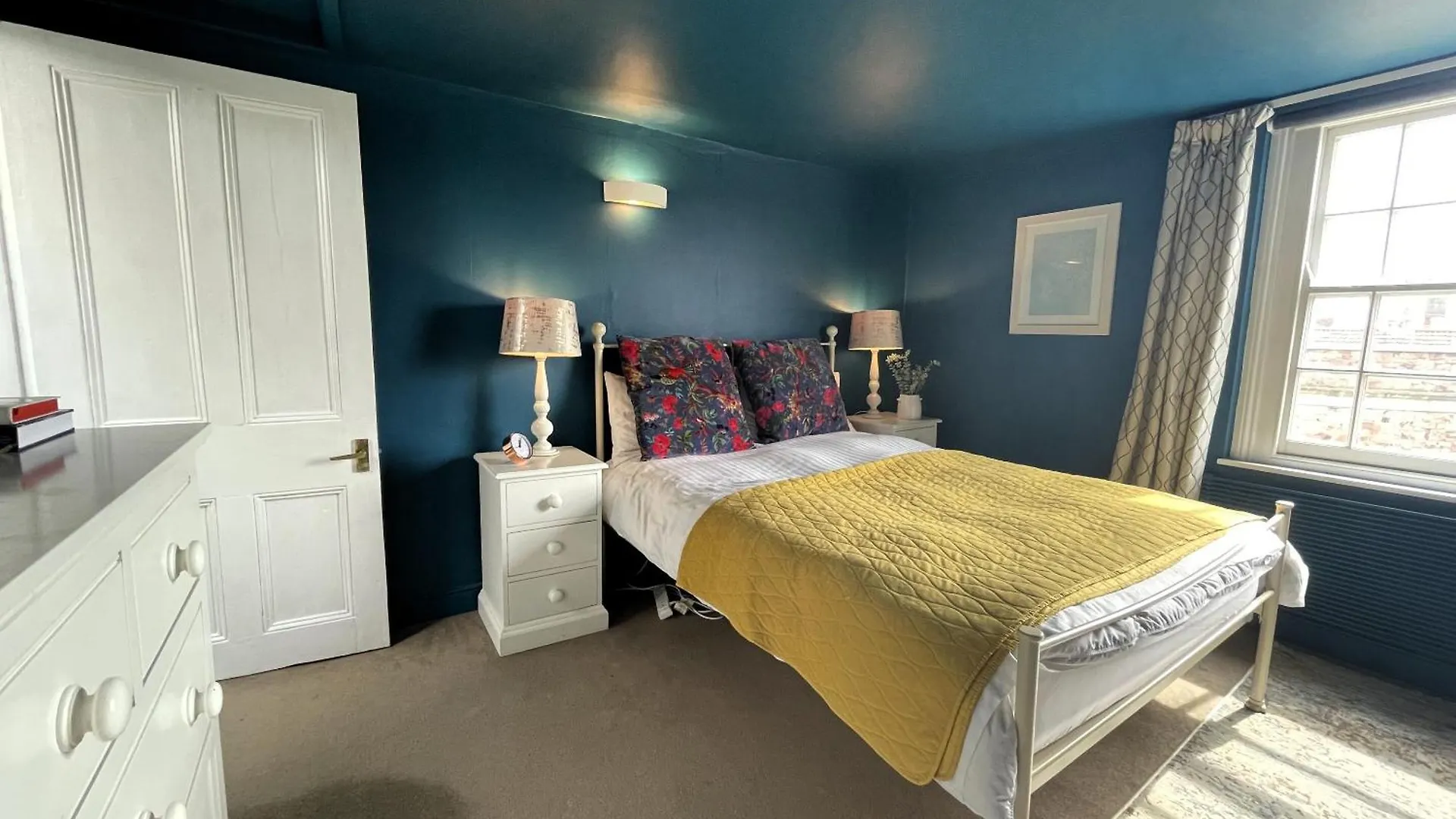 Fabulous Townhouse In Clifton Villa Bristol